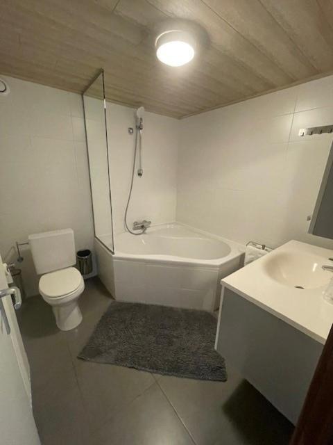 Bouwelhoeve 'T Schuur Grobbendonk Bagian luar foto