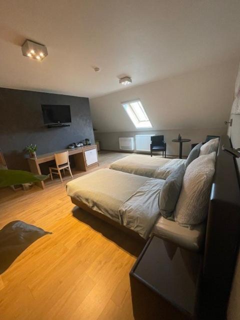 Bouwelhoeve 'T Schuur Grobbendonk Bagian luar foto